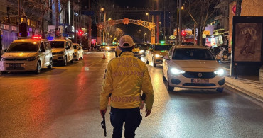 Kadıköy'de Trafik Denetimi ve Asayiş Uygulaması Yapıldı