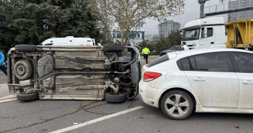 Kadıköy'de Zincirleme Kaza Trafik Sıkışıklığına Neden Oldu