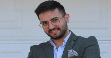 Kadir Ezildi kimdir, nereli ve kaç yaşında? Kadir Ezildi’nin anneannesi mi öldü, neden öldü?