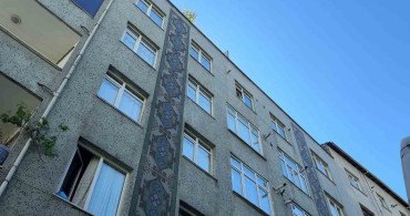 Kağıthane'de Kadın Doktorun Terastan Düşüşü İnceleniyor