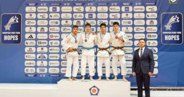 Kağıtspor'dan Uluslararası Başarılar: Madalya Yağmuru Devam Ediyor