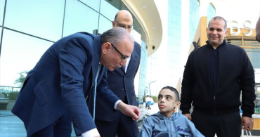 Kahire Büyükelçisi Şen, Tedavi Gören Çocukları Ziyaret Etti