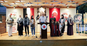 Kahire'de 'Yaşasın Gazze' Etkinliği