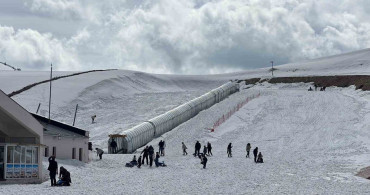 Kahramanmaraş'ın Yüksek Kesimleri Karla Kaplandı