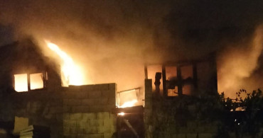 Kahramanmaraş'ta iş yeri yangını kontrol altına alındı