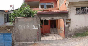 Kahramanmaraş'ta yıkılması beklenen binalar vatandaşı endişelendiriyor