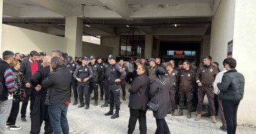 Kahramanmaraş'taki Okul Saldırısında Hayatını Kaybedenler İçin Acı Bekleyiş Devam Ediyor