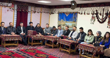 Kâhta Belediye Başkanı Hallaç, Avukatlar Günü'nde Hukukçularla Buluştu