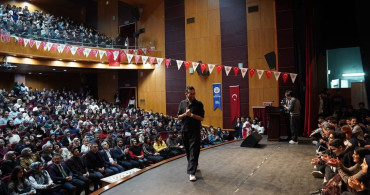 Kahta Belediyesi'nden YKS Seminarı ile Eğitime Destek