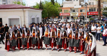 Kahta'da Gençlik Haftası Yürüyüşü Coşkuyla Kutlandı