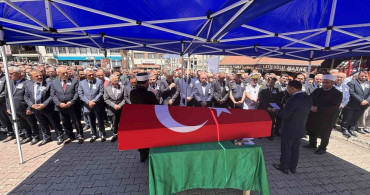 Kalp krizine yenik düşen vali yardımcısı şenol esmer, memleketi trabzon’da toprağa verildi