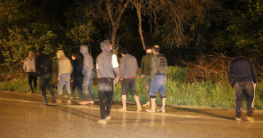 Kapıkule Sınır Kapısı'nda donmak üzereyken bulunan göçmenler konuştu: Yunanlar her şeyimizi aldı!