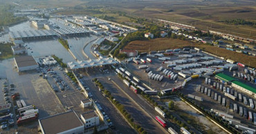 Kapıkule Sınır Kapısı'nda TIR Rekoru Kırıldı