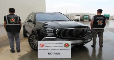 Kapıkule'de Sahte Evrakla Yurda Sokulmak İstenen 51 Milyon Lira Değerinde Lüks Otomobile El Konuldu