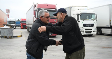 Kapıkule'de Tır Şoförleri Bayramı Yolda Geçiriyor