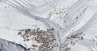 Kar Yağışı ile Beyazın Sesi: Trabzon ve Çevresinde Kış Manzaraları