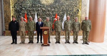 Kara Kuvvetleri Komutanı Tokel, Vali Çeber'i Ziyaret Etti