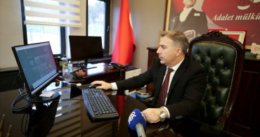 Karabük Başsavcısı Selçuk Akman, Anadolu Ajansı'nın Yılın Kareleri Oylamasına Katıldı