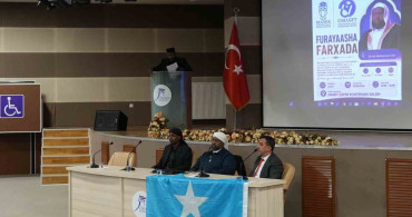 Karabük Üniversitesi'nde uluslararası öğrenciler 'Mutluluğun Anahtarı' konferansında buluştu