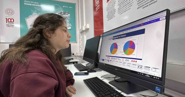 Karabüklü Öğrencilerin Pop Müziğe Dilbilimsel Yaklaşımı