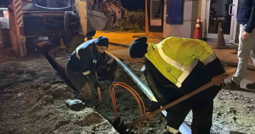 Karabük'te Gece Altyapı Yenileme Çalışmaları Devam Ediyor