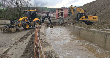 Karabük'te Sağanak Yağış sonrası Derelerde Taşma Olayı