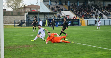 Karacabey Belediyespor, Kastamonuspor'u Farklı Geçti