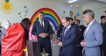 Karaçoban'da Çocuklar İçin Anlamlı Bir Sergi