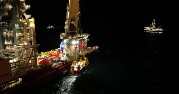 Karadeniz gazını karaya bağlayacak: Peçenek denize indirildi