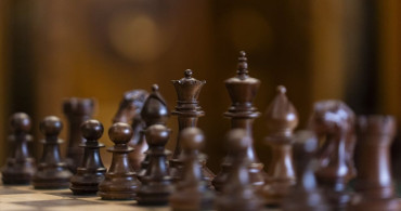 Karaköy'de Yaratıcı Türk Motifli Satranç ve Tavlalar