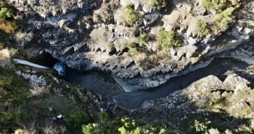 Karakütük Şelalesi: Doğanın Cenneti