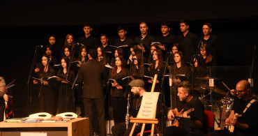 Karaman'da 'Kim Var?' Sanat Oratoryosu İle Büyüledi