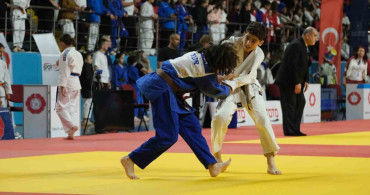 Karaman'da Minikler Türkiye Judo Şampiyonası Başladı