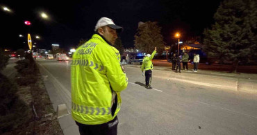 Karaman'da Üniversite Öğrencisine Araç Çarptı: 3 Yaralı