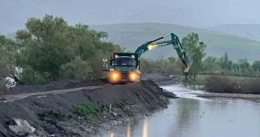 Karasu Nehri'nde Sedde Yükseltme Çalışmaları Devam Ediyor
