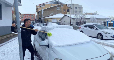 Karlıova İklim Şaşkınlığı: Nisan'da Kar yağışı