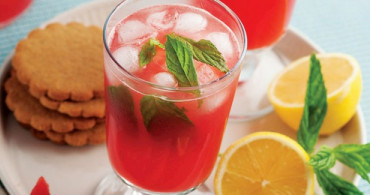 Karpuzlu Limonata Nasıl Yapılır? Karpuzlu Limonata Tarifi 