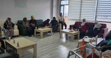 Kars açık kapı'dan huzurevi sakinlerine anlamlı ziyaret