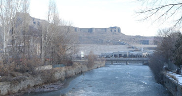 Kars, Ardahan ve Ağrı'da Dondurucu Soğuklar