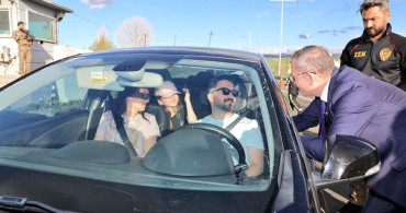 Kars Valisi Ziya Polat, Bayramda Polis Ekiplerini Ziyaret Etti