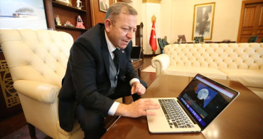 Kars Valisi Ziya Polat, 'Yılın Kareleri' Oylamasına Destek Verdi