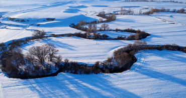 Kars’ın Menderesleri Mart Ayında Karla Kaplandı