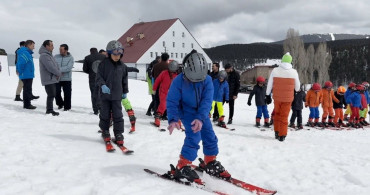 Kars’ta Çocuklar İçin Kayak Eğitimi: Karın Yıldızları Projesi