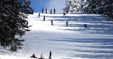 Kars'ta Mart Ayında Kayak Keyfi