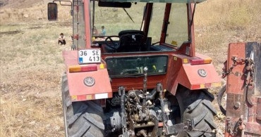 Kars'ta Traktörden Düşen Çocuk Hayatını Kaybetti