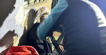 Kars'ta UMKE zorlu araziyi aştı; yaylada yaralanan 81 yaşındaki vatandaş kurtarıldı