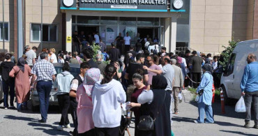 Kars'ta yks heyecanı: binlerce aday üniversite hayali için sınav merkezlerine akın etti