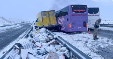 Kars'ta Yolcu Otobüsü Kazası: 9 Yaralı