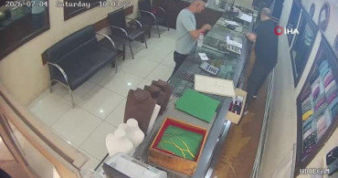 Kartal'daki metruk binada iş arkadaşını boğarak öldüren katilin altın bozdurma görüntüleri ortaya çıktı