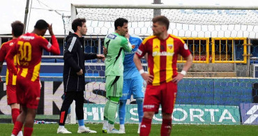 Kasımpaşa Kalecisi Gianniotis'ten Şaşırtan Gol